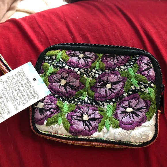 Bamboo Traders Handbags - Wallet purse